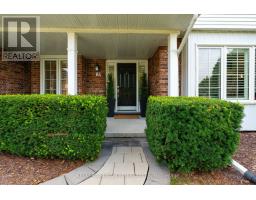 84 VIRGINIA CRESCENT - 2