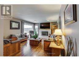 186 CRAMPTON DRIVE - 4