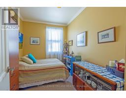 53 RIVERSIDE DRIVE - 16