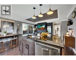 211 - 340 SUGARCREEK TRAIL - 10