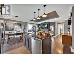 211 - 340 SUGARCREEK TRAIL - 9
