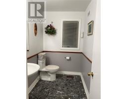 18 TOBIN COURT - 12