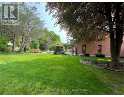 18 TOBIN COURT - 14