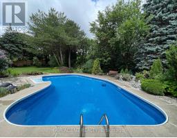 18 TOBIN COURT - 17