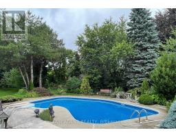 18 TOBIN COURT - 18