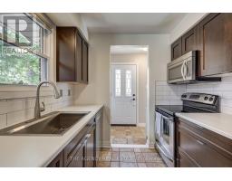 496 FERNDALE AVENUE - 17