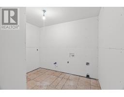 123 VICTORIA AVENUE E - 15