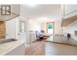 38 LINWOOD STREET - 23