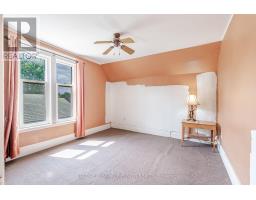 38 LINWOOD STREET - 32
