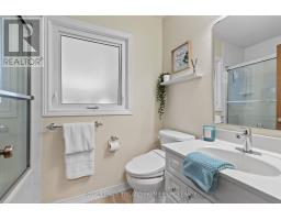 28 ELWORTHY AVENUE - 17