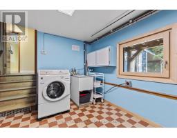 28 ELWORTHY AVENUE - 31