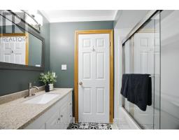 469 RIVERVIEW DRIVE - 17