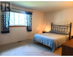 566 ALBERT BOULEVARD - 12
