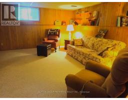 566 ALBERT BOULEVARD - 18