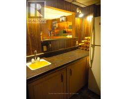 566 ALBERT BOULEVARD - 21