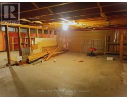 566 ALBERT BOULEVARD - 23
