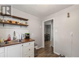 38 HINCKS STREET - 13