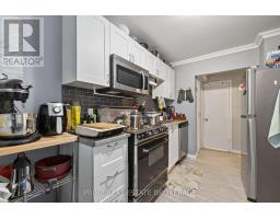38 HINCKS STREET - 7