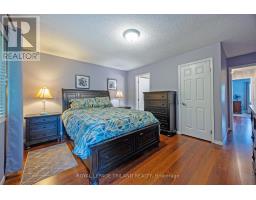 45 MC GREGOR COURT - 13