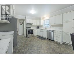 45 MC GREGOR COURT - 21