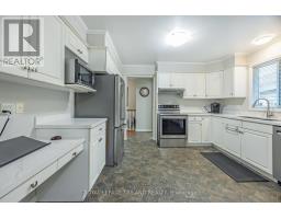 45 MC GREGOR COURT - 22