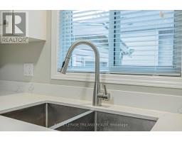45 MC GREGOR COURT - 23