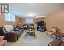 45 MC GREGOR COURT - 27