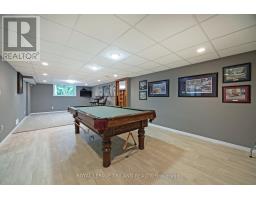 45 MC GREGOR COURT - 30