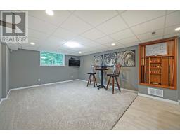45 MC GREGOR COURT - 31