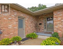 45 MC GREGOR COURT - 4