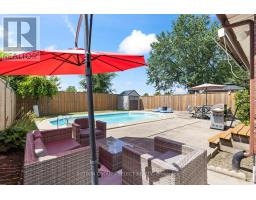 71 DUDLEY CRESCENT - 37