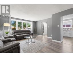 71 DUDLEY CRESCENT - 9