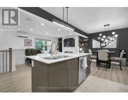 14 - 105 ANDOVER DRIVE - 17