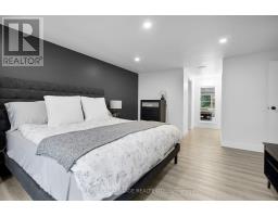14 - 105 ANDOVER DRIVE - 21