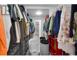 14 - 105 ANDOVER DRIVE - 22