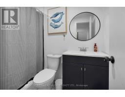 14 - 105 ANDOVER DRIVE - 25