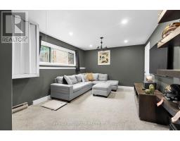 14 - 105 ANDOVER DRIVE - 26