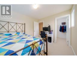8 FENWICK COURT - 18