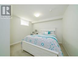 8 FENWICK COURT - 26