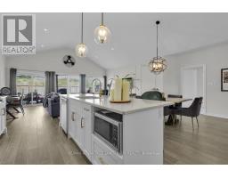 42 BOWMAN DRIVE - 23
