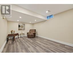 342 FERNDALE AVENUE - 25