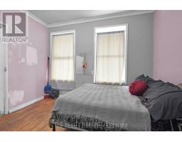 524 SIMCOE STREET - 12