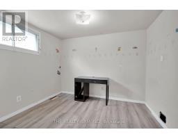 524 SIMCOE STREET - 8