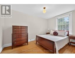947 MAITLAND STREET - 21