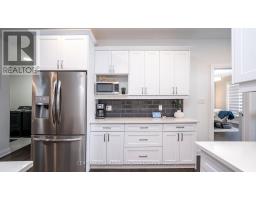 25 - 383 DAVENTRY WAY - 16