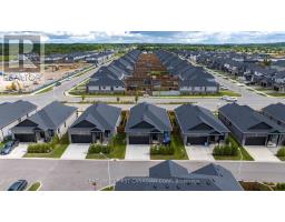25 - 383 DAVENTRY WAY - 40