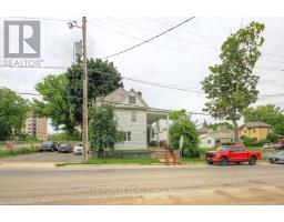 180 ROSS STREET - 3