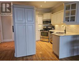 2404 - 389 DUNDAS STREET - 15