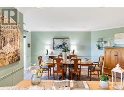 1202 - 19 KING STREET - 14