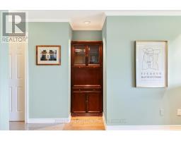 1202 - 19 KING STREET - 21